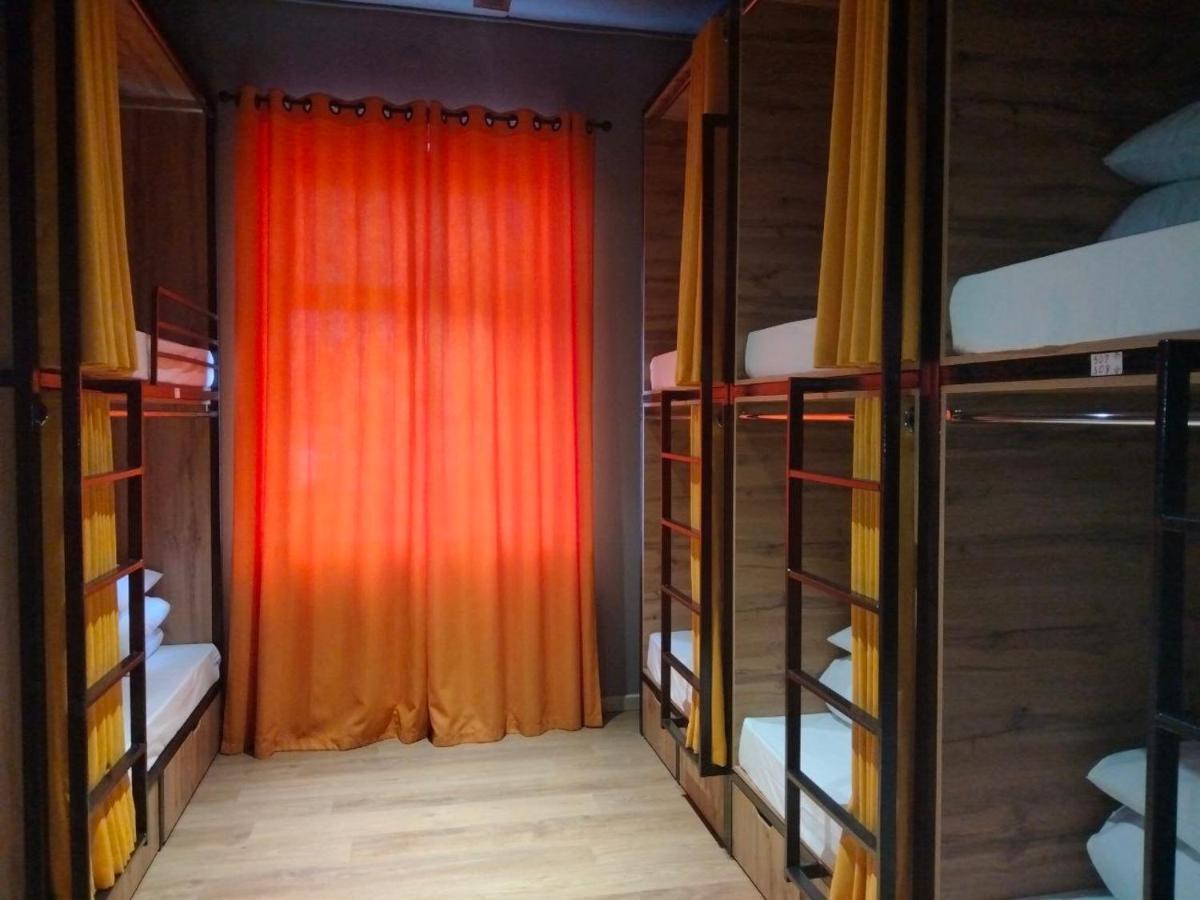 Hostel Bro Astana Exterior foto